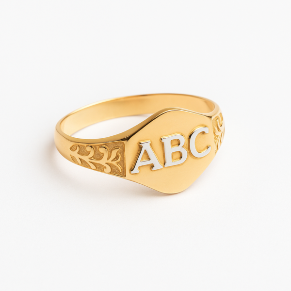 Anel ABC Oval com Ouro Branco